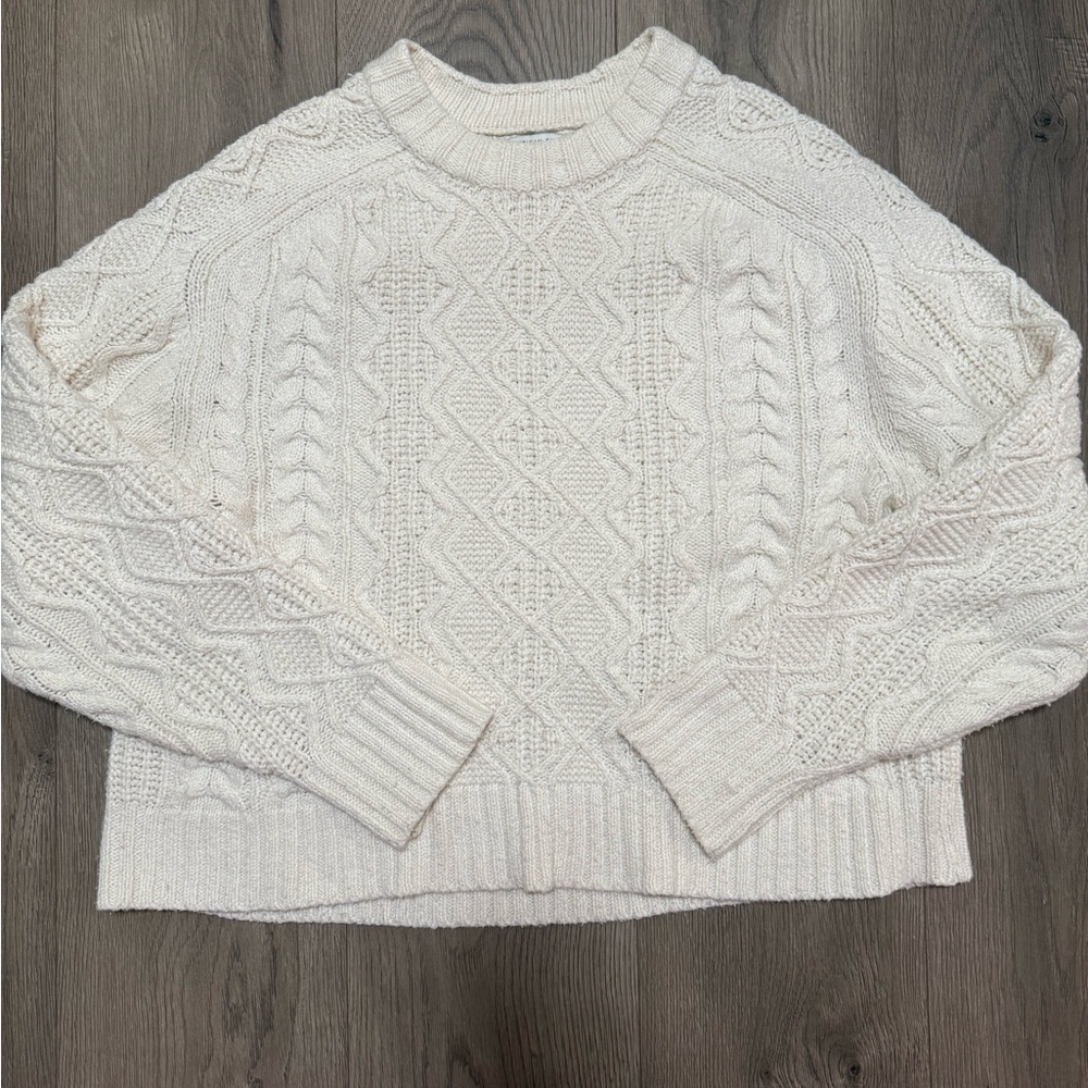 American Eagle Cream Cable Knit Chunky Sweater Crewneck Medium Cotton Blend